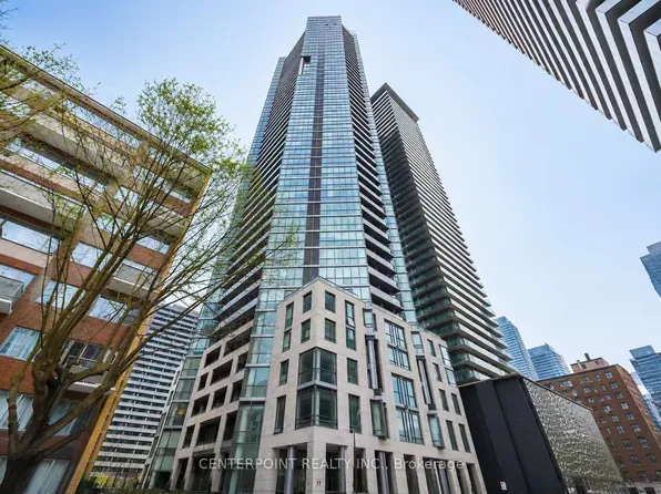 45 Charles St E, Toronto, ON