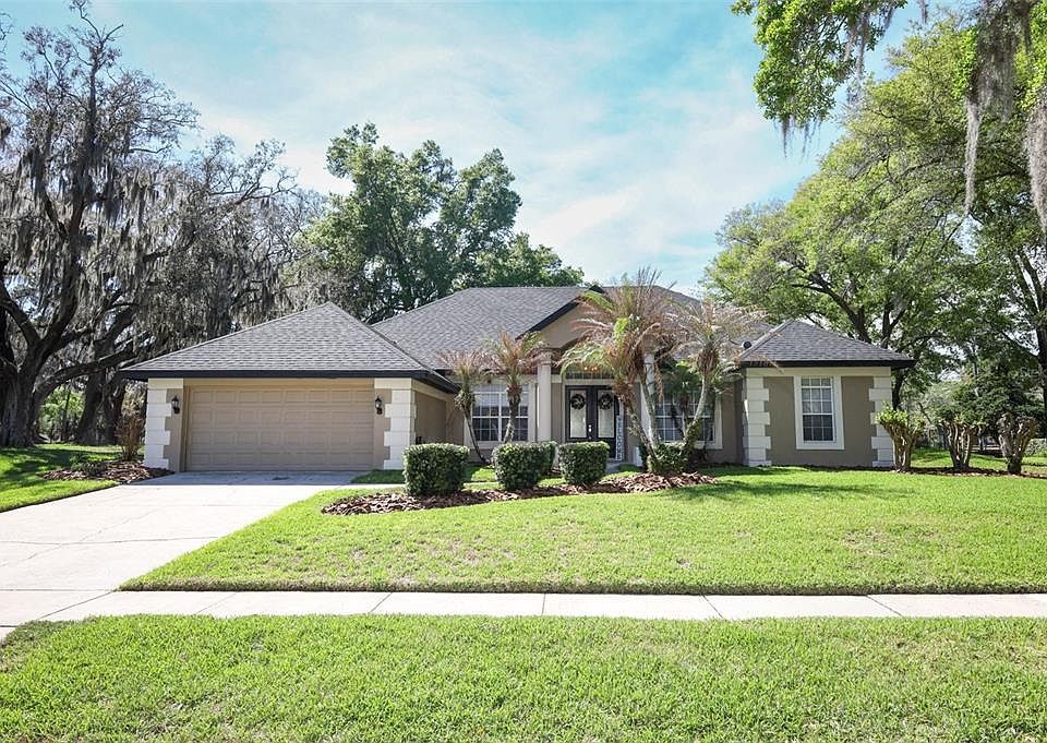 1st image of 206 WINDING OAKS LANE