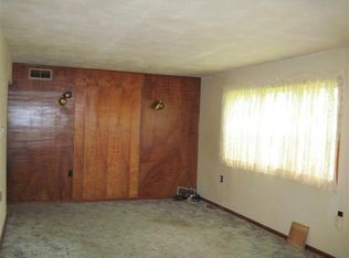 513 N Maple St, Calhoun, MO 65323