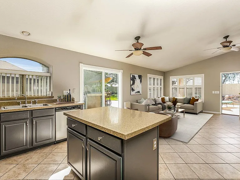 4363 E Lone Cactus Dr — Photo 6
