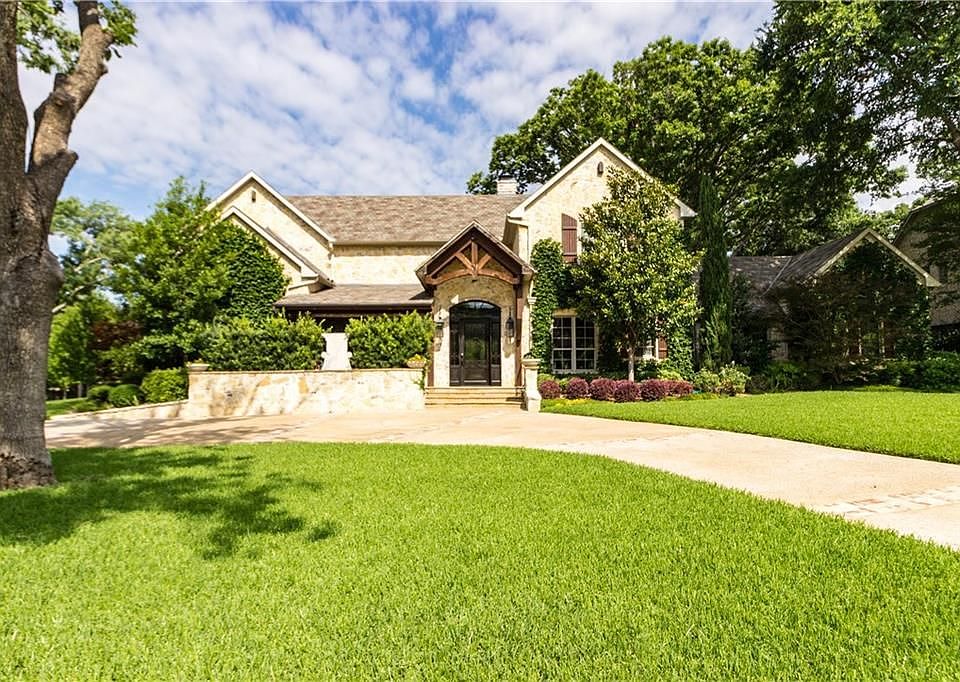 1st image of 13609 Ashridge Dr