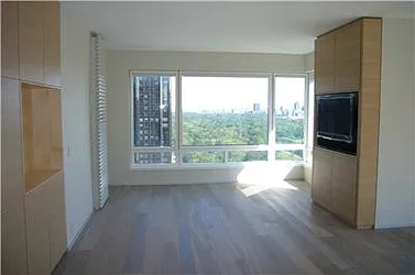 Rented by Domus Realty