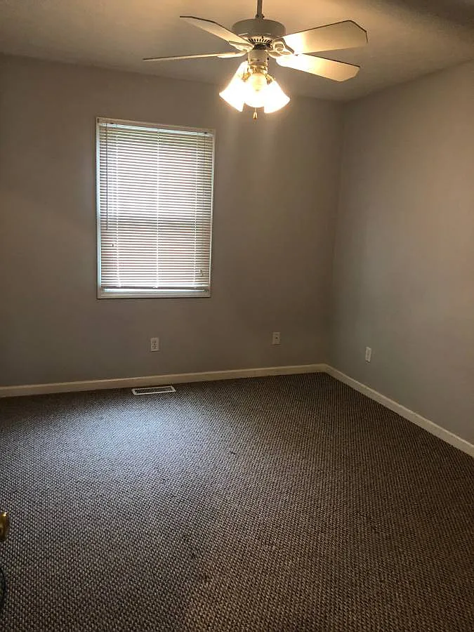 2 bed, 876 sqft, $1,200 — Photo 3