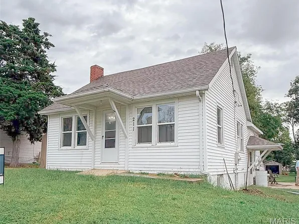 211 Blue St, Milton, IL 62352