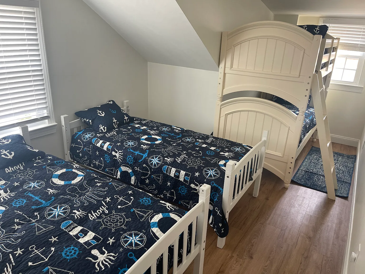3 bed, 1300 sqft, $1,950 — Photo 4