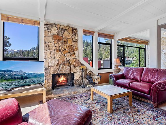 3rd image of 826 Lakeview Blvd #584