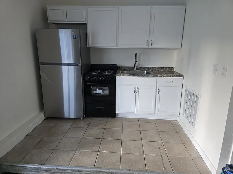 Private suite kitchen