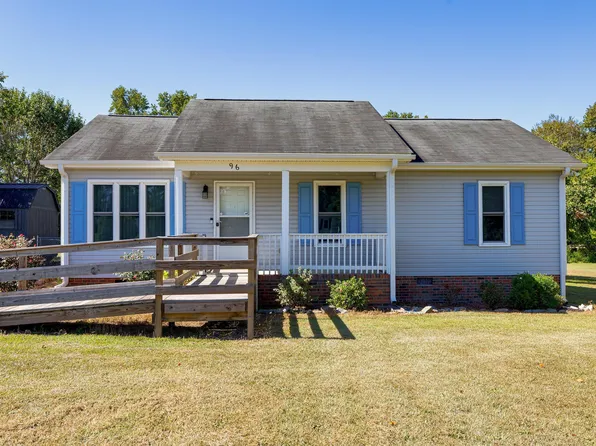 96 Homestead Dr, Selma, NC 27576