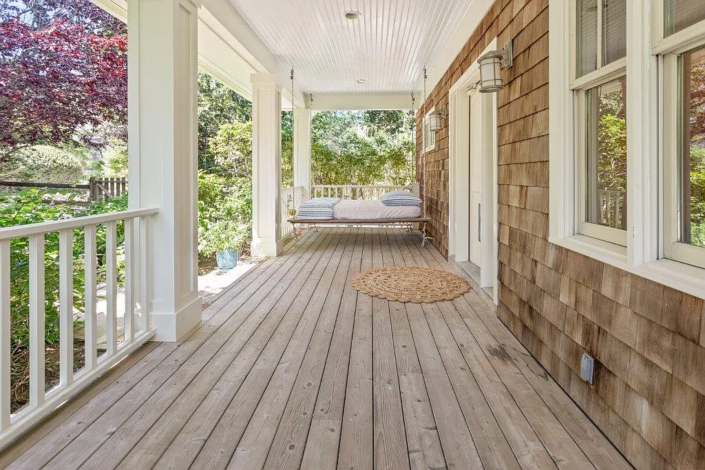 Perfect Beach House in the Dunes — Photo 3