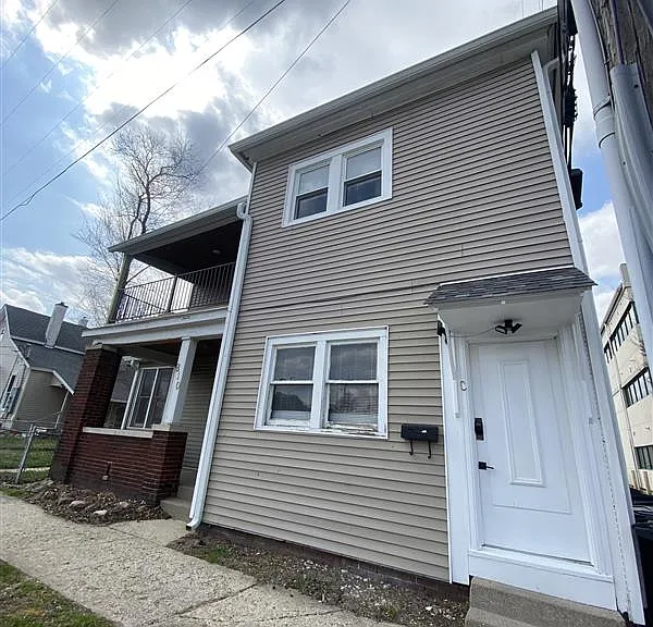 810 N 15th St #C — Photo 1