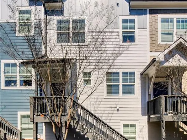 3793 Oxford Cir, Doraville, GA 30340