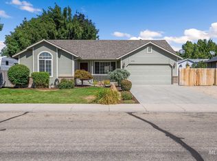 2910 W Foxtrotter Dr, Meridian, ID 83646