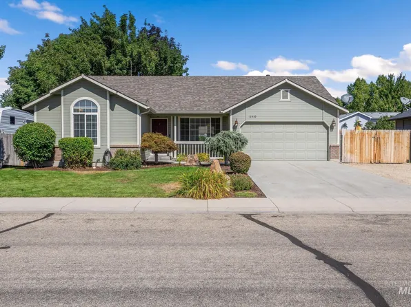 2910 W Foxtrotter Dr, Meridian, ID 83646