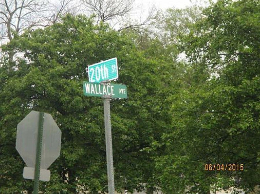 2nd image of 1920 Wallace Ave
