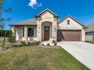 594 Torrey Pines Cir, Heath, TX 75032
