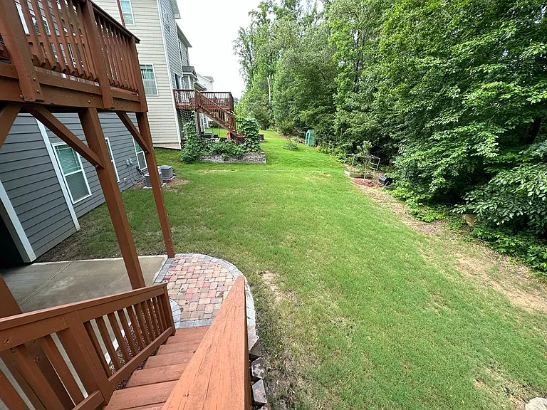 404 Hawks Creek Pkwy — Photo 31