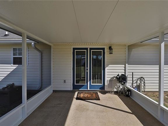 4th image of 315 Lee Road 2087