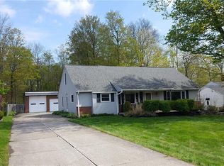 6793 Bonnieview Rd, Mayfield Village, OH 44143