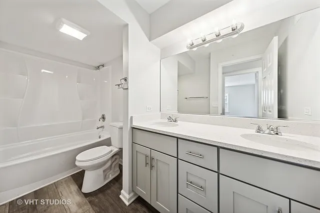 515 N Cass Ave #2H — Photo 18