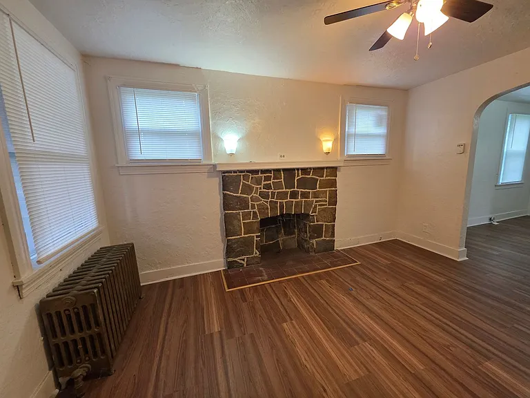 703 Waddell Ave — Photo 5