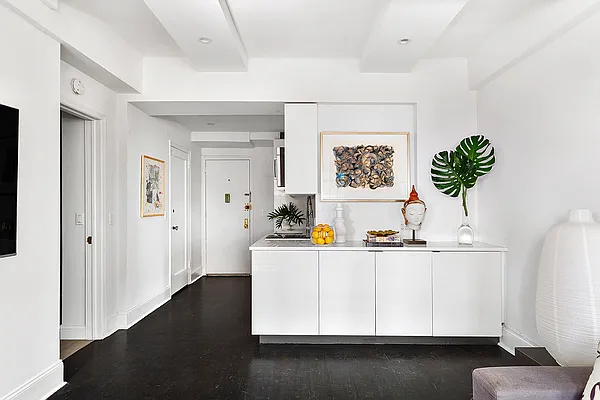 Sold by Compass | media 9