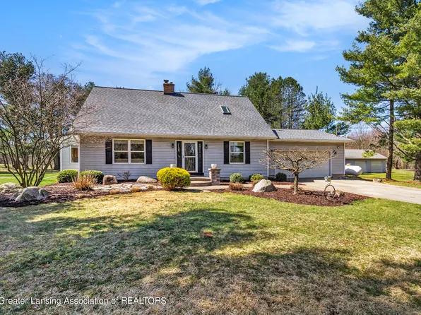 721 Wolverine Rd, Mason, MI 48854