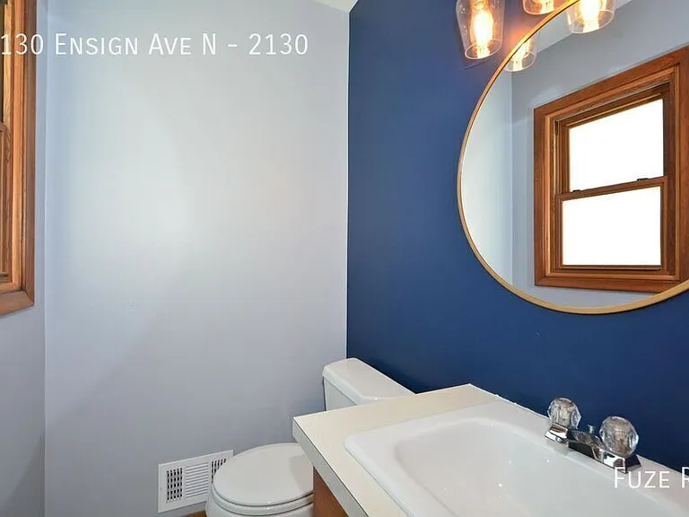 2130 Ensign Ave N #2130 — Photo 13