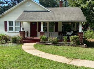 3243 Old Vineyard Rd, Winston Salem, NC 27103