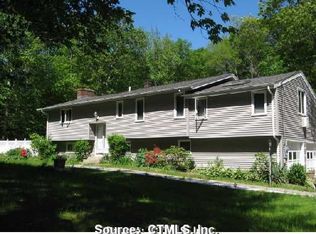 61 Alders Bridge Rd, Killingworth, CT 06419