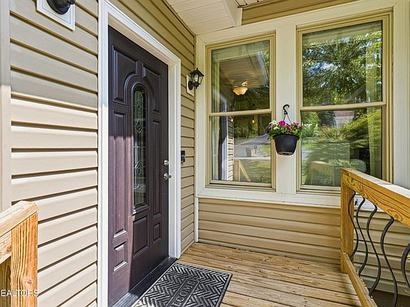 5th image of 120 Cogdill Rd