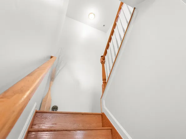 6 Elco Court image 13 of 29