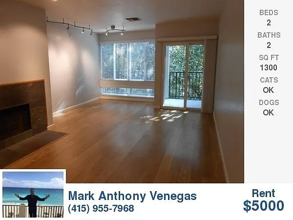 1111 Bay St APT 204 photo 1
