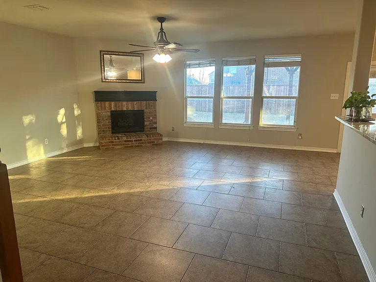 2832 Elm Fork Dr — Photo 30