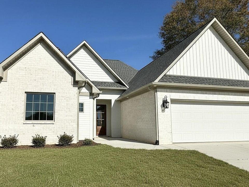 1st image of 108 Farmhouse Ln