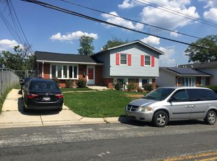 9505 Avenel Rd, Silver Spring, MD 20903