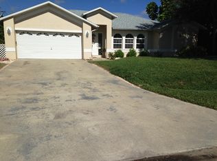 17220 Malaga Rd, Fort Myers, FL 33967