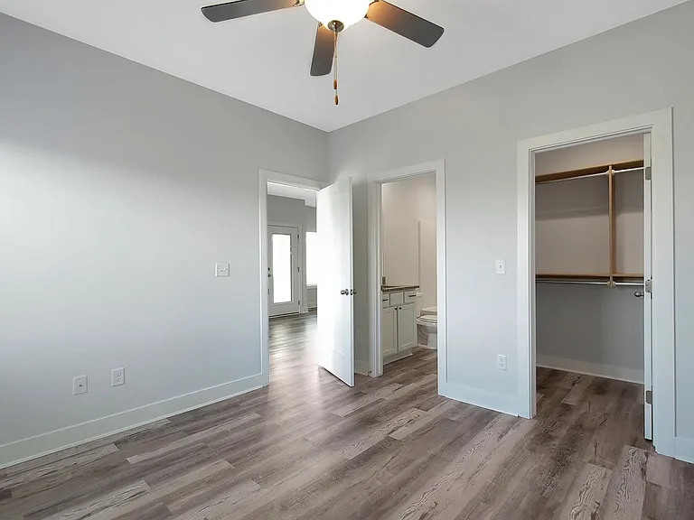 5357 N Nolen St — Photo 10