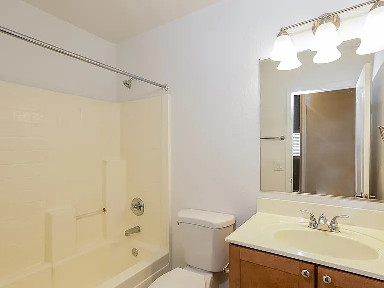 2544 W Romley Rd — Photo 12