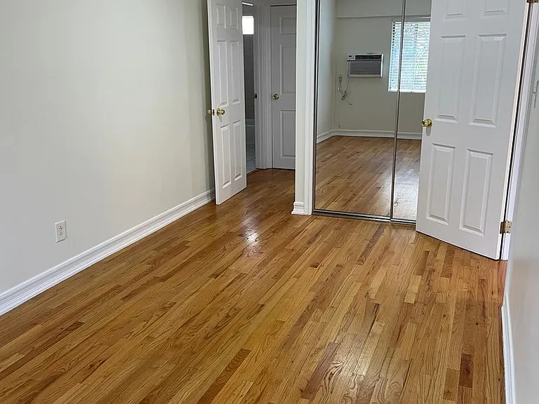 1445 Echo Park Ave — Photo 9