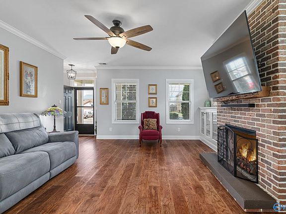 3rd image of 2409 Bell Manor Dr SW