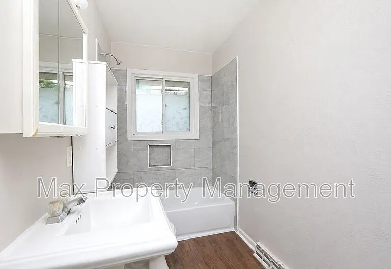 3420 SW 8th St — Photo 10