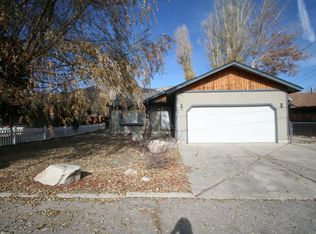 221 San Anselmo Dr, Big Bear City, CA 92314