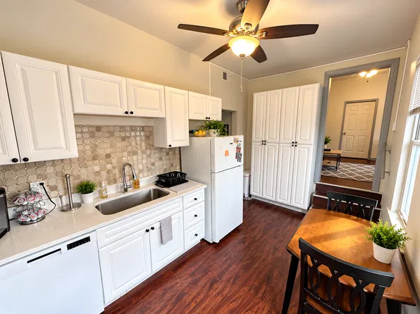 3268 Dawson St APT 2, Pittsburgh, PA 15213