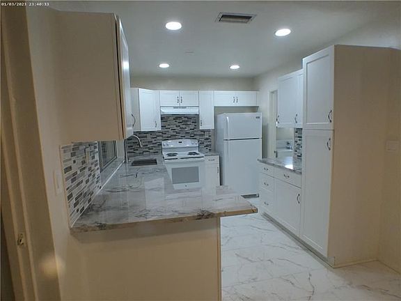 5th image of 5036 NW 43rd St