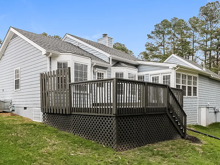 504 Heathwick Dr — Photo 16
