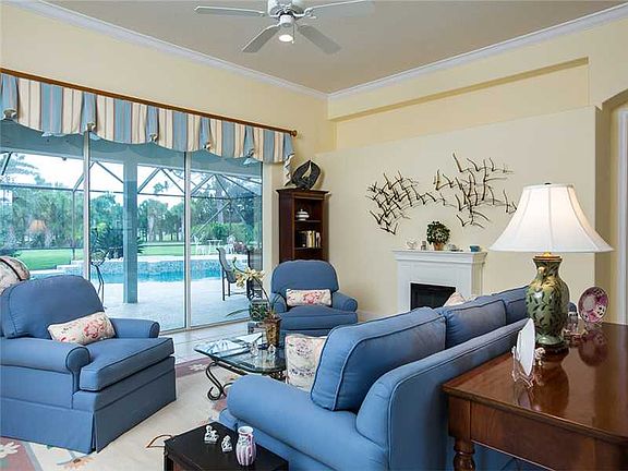 4th image of 5885 Clubhouse Dr