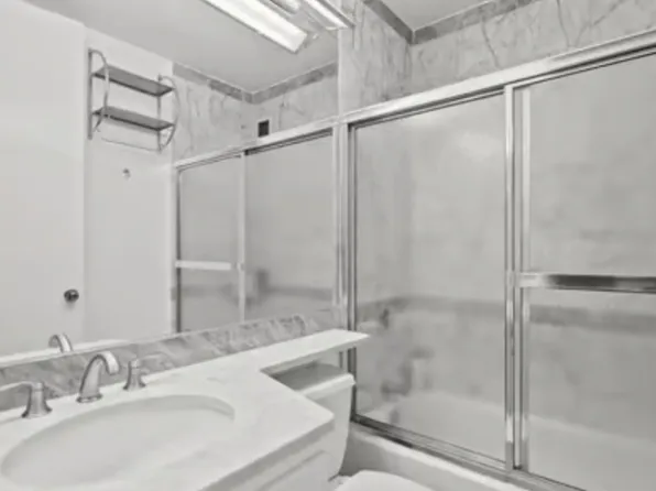 500 West 43rd Street image 6 of 6