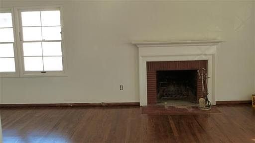 3rd image of 5203 E Walkerton St