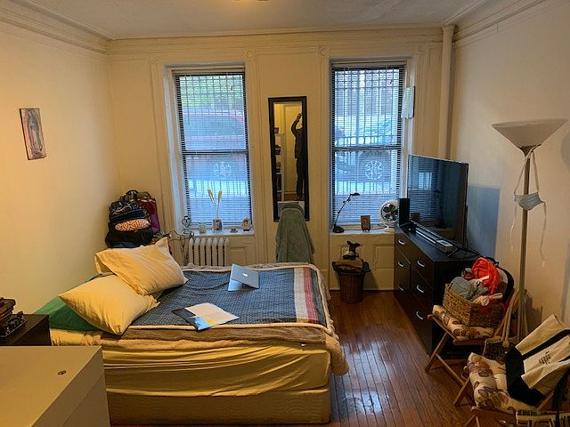 1st image of 263 W 70th St #1C