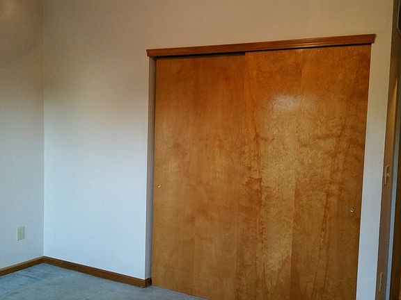 5th image of 2610 Amberwick Pl